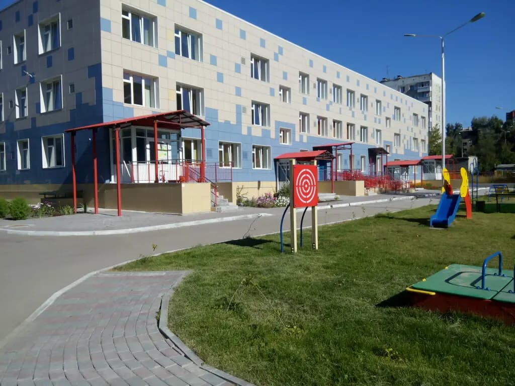 Новосибирская классическая гимназия № 17 — фото 2