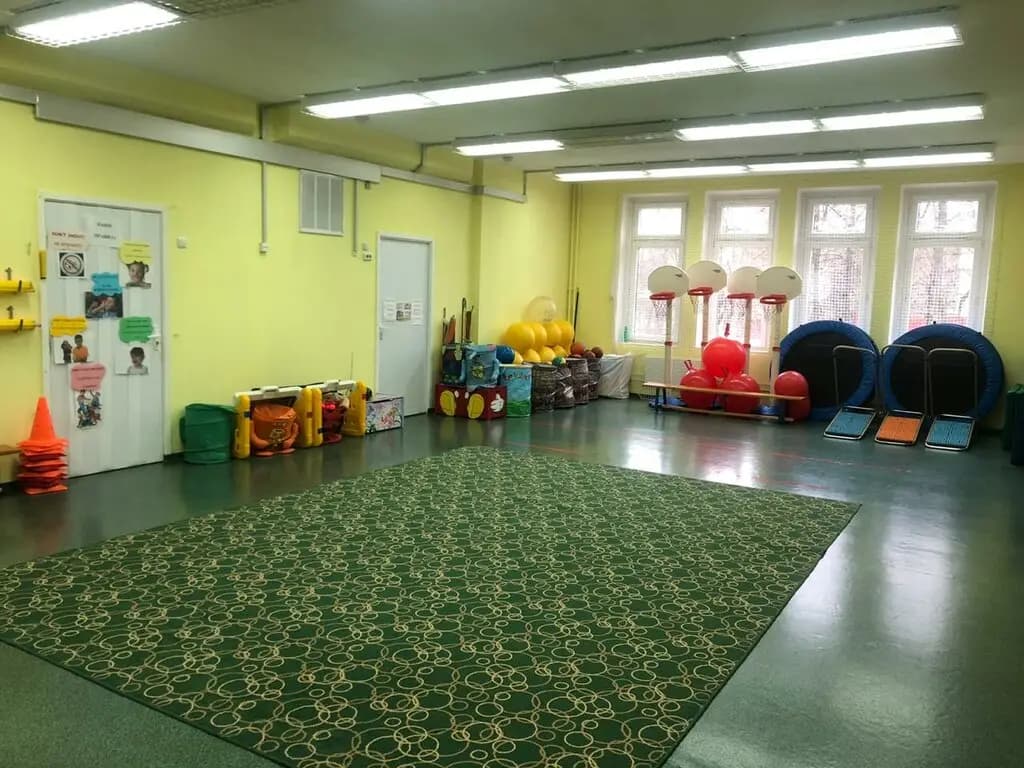 Школа № 185 имени Героя Советского Союза, Героя Социалистического Труда В.С. Гризодубовой, корпус № 4 — фото 5