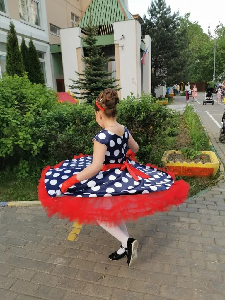 Школа № 201 ордена Трудового Красного Знамени имени Героев Советского Союза Зои и Александра Космодемьянских, дошкольное отделение — фото 2