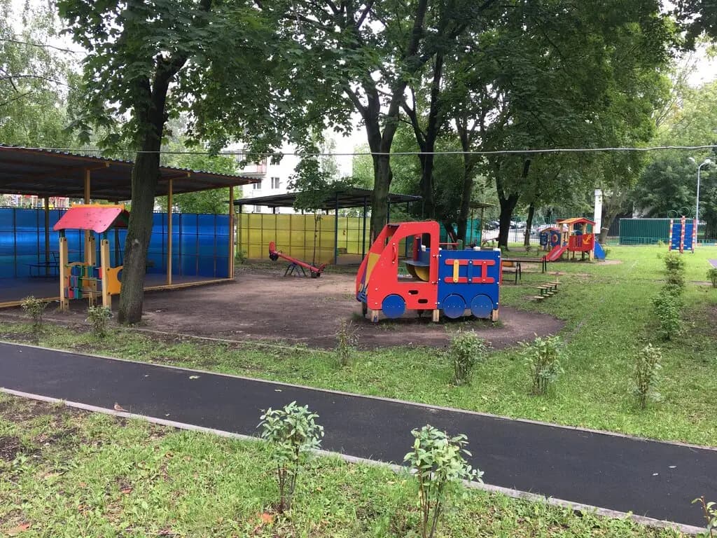 Школа имени дважды Героя Советского Союза И.С. Полбина, дошкольные группы, корпус № 1 — фото 6