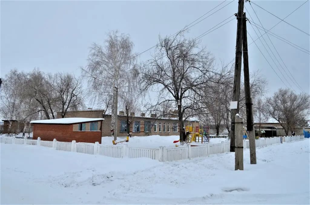 Школа № 9, детский сад — фото 2