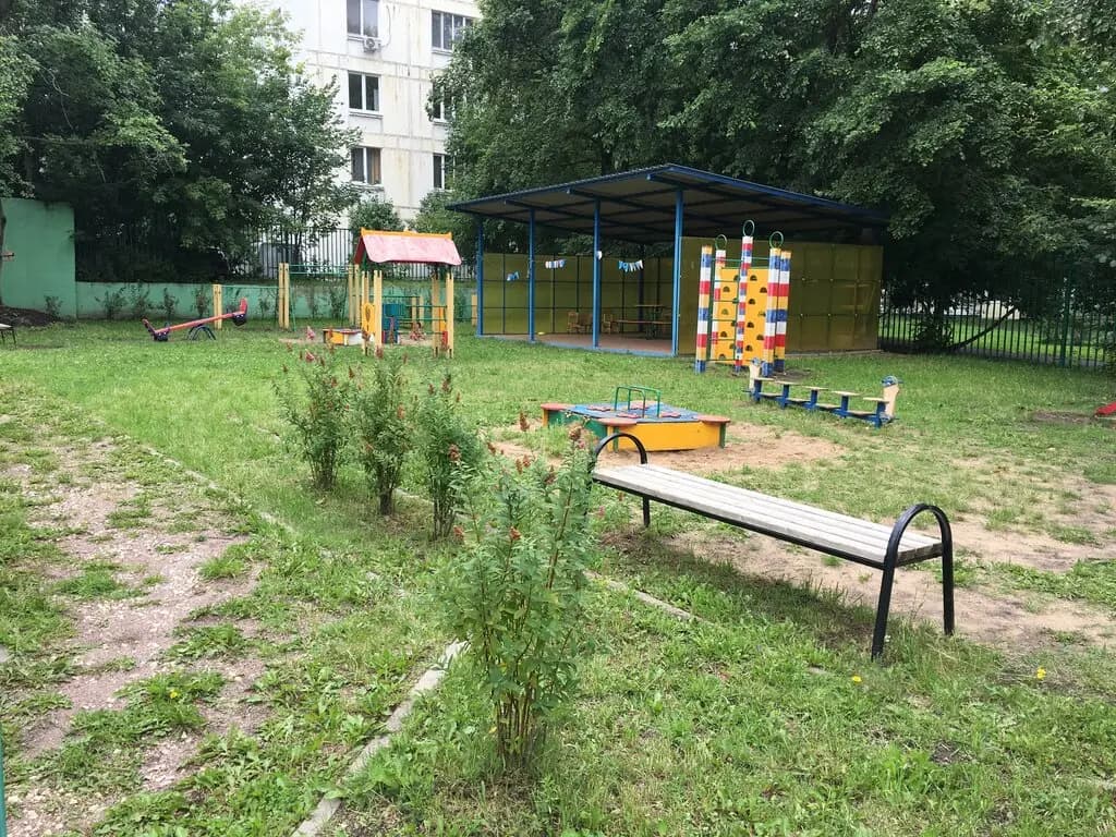 Школа имени дважды Героя Советского Союза И.С. Полбина, дошкольные группы, корпус № 3 — фото 8