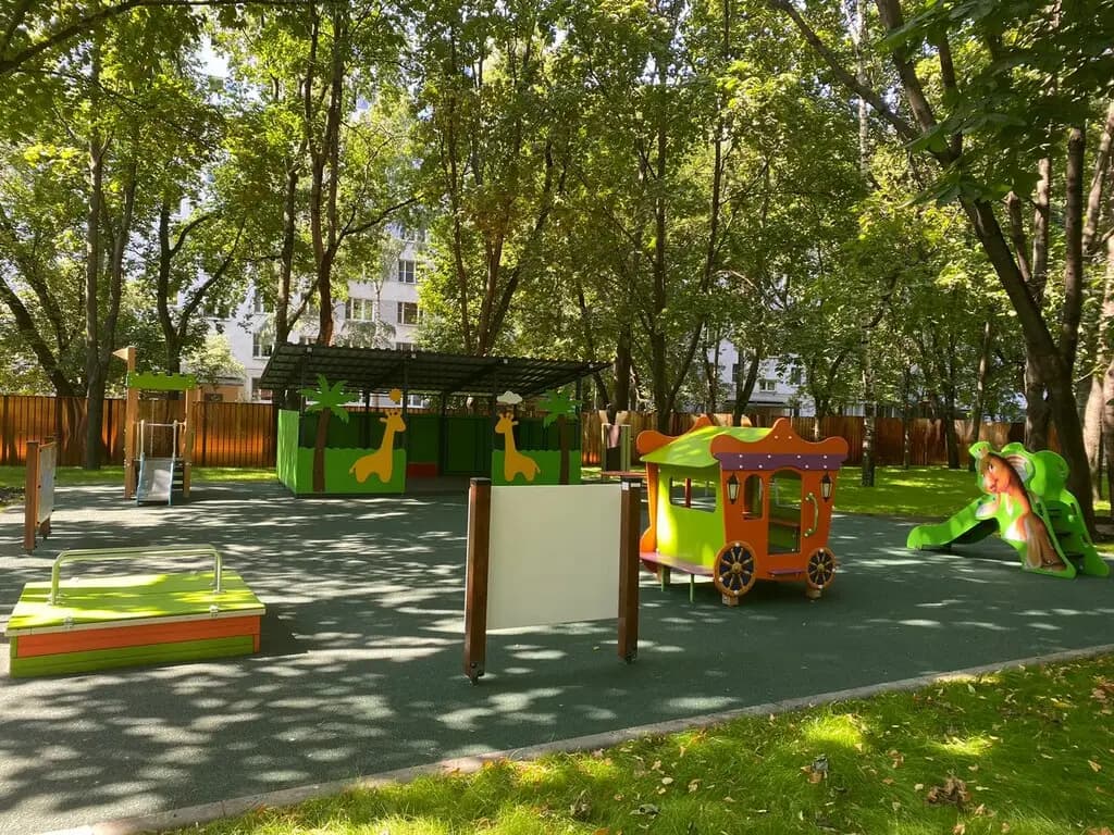 Школа имени дважды Героя Советского Союза И.С. Полбина, дошкольные группы, корпус № 5 — фото 10