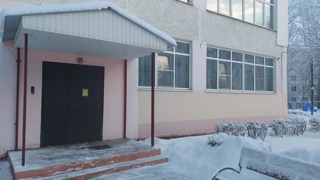 Средняя общеобразовательная школа № 4, дошкольное учебное здание № 2 Звёздочка — фото 10