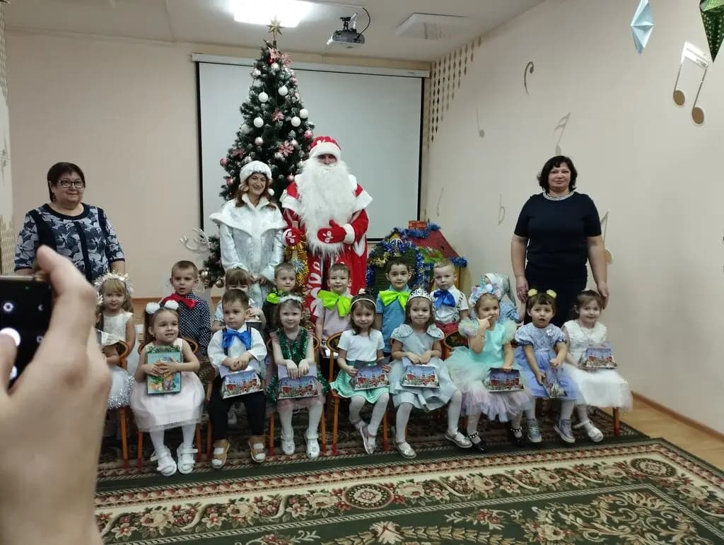 Центр образования № 44 имени Маршала Советского Союза Г.К. Жукова, дошкольное отделение — фото 2