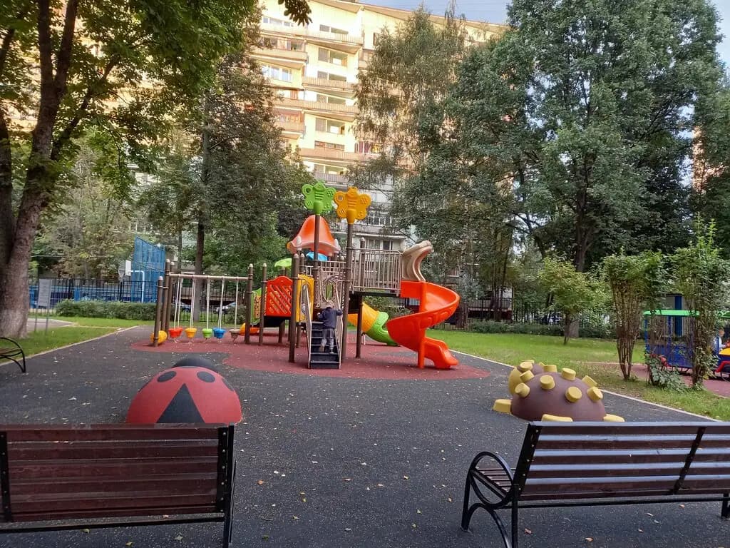 Школа № 878, корпус Искорка — фото 5