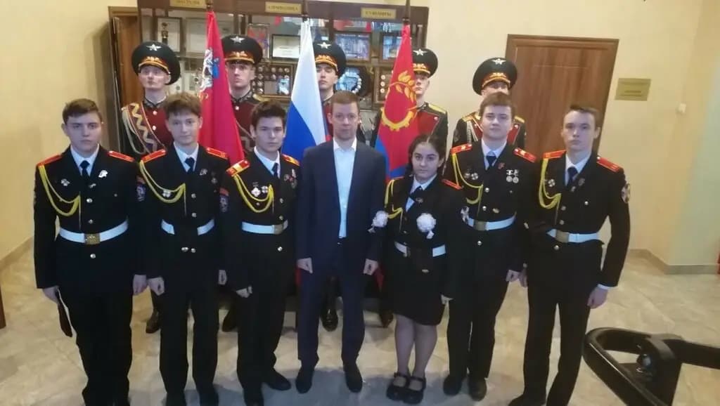 Средняя общеобразовательная школа № 2 имени Героя Российской Федерации А. В. Крестьянинова, дошкольное отделение Познание — фото 5