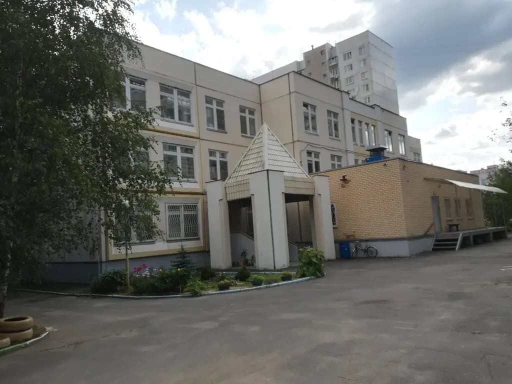 Гимназия № 18 им. И.Я. Илюшина, дошкольное отделение детский сад № 36 Звёздный — фото 2
