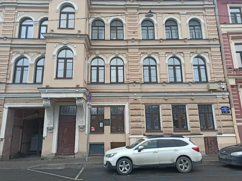 Детский сад № 53, подъезд 1 — фото 4
