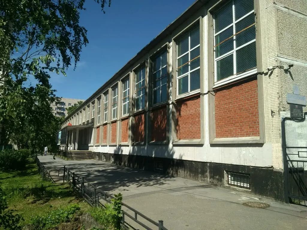 Средняя общеобразовательная школа № 372, дошкольное отделение — фото 1