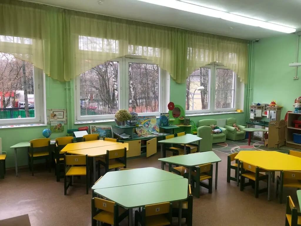 Школа № 185 имени Героя Советского Союза, Героя Социалистического Труда В.С. Гризодубовой, корпус № 4 — фото 4