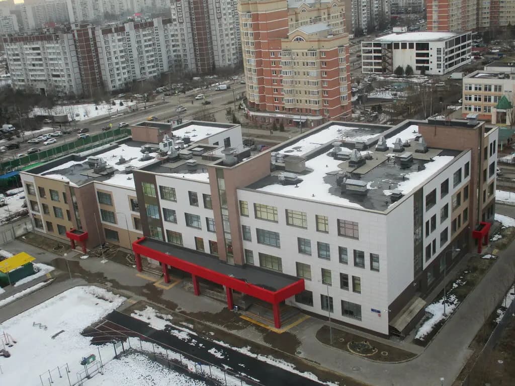 Школа № 2045 имени Героя Российской Федерации Д. А. Разумовского, корпус 2012 — фото 5